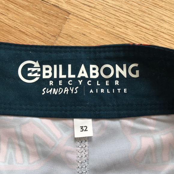 Billabong Sundays Airlite Boardshorts - Picture 2 of 5